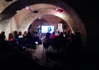 Macerata - Workshop con le scuole